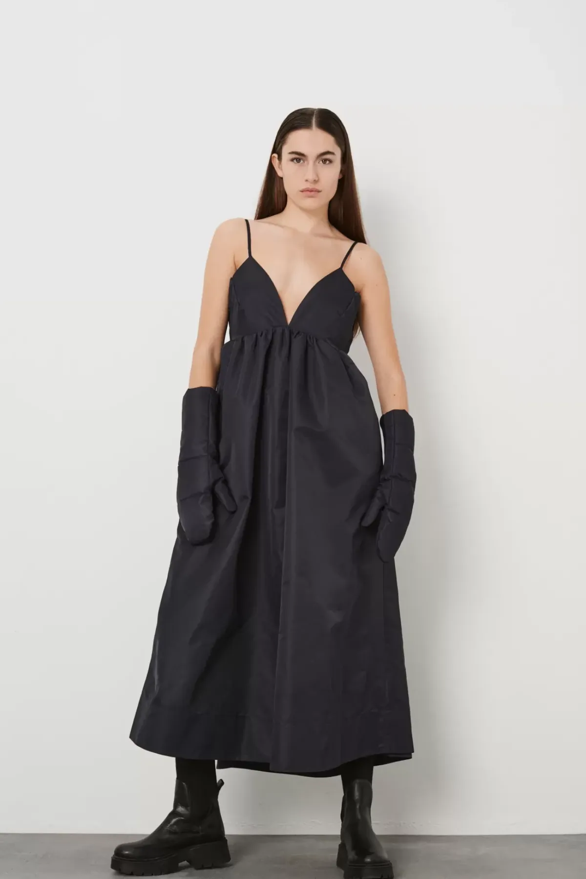 Rabens Saloner Rola|Women Accessories